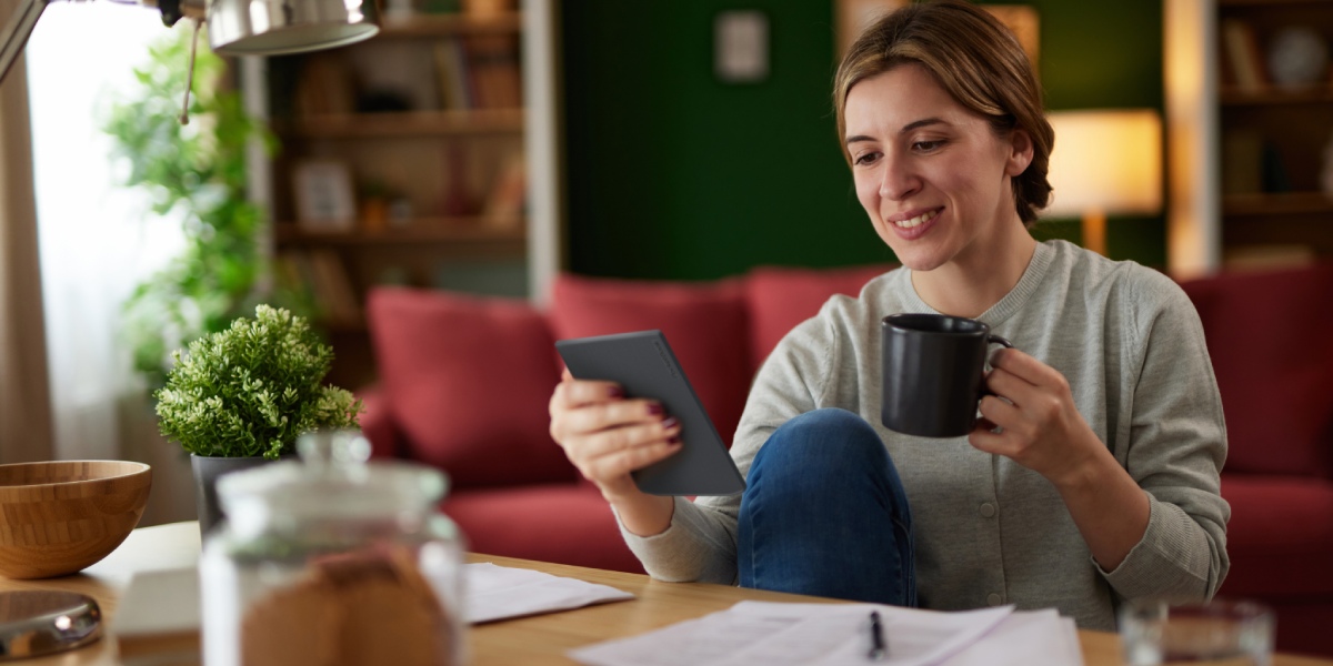 PocketBook Verse Lite: компактный и доступный ридер для всех читательских нужд