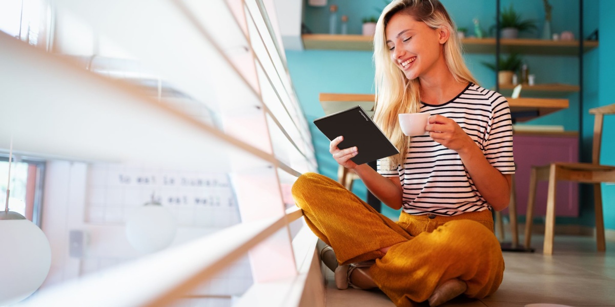 PocketBook Viva – полная цветовая гамма и все возможные для ридера аудиофункции